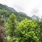 Alpin-chalet In Alleinlage In - Wald, Kamin, Sauna Und Badeplatz 別荘 *