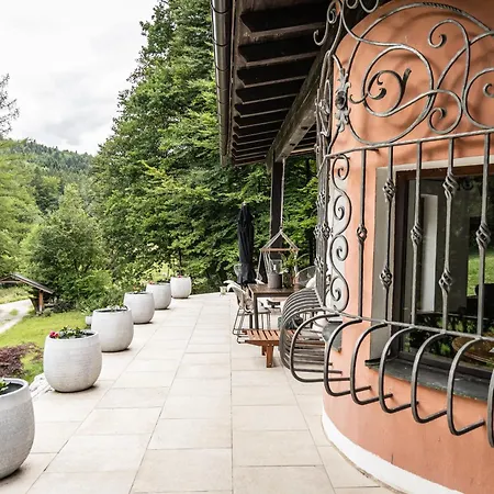 Сasa de vacaciones Alpin-chalet In Alleinlage In - Wald, Kamin, Sauna Und Badeplatz Bad Ischl