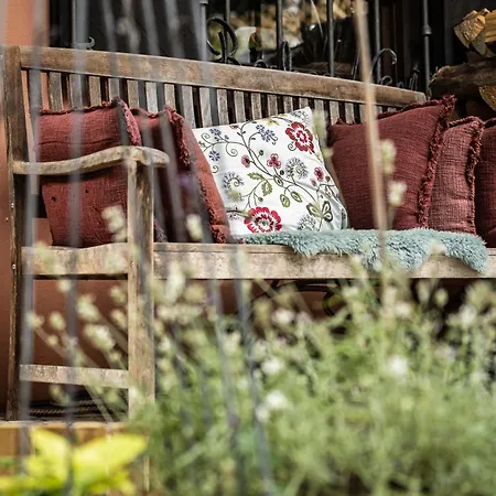 Alpin-chalet In Alleinlage In - Wald, Kamin, Sauna & Badeplatz