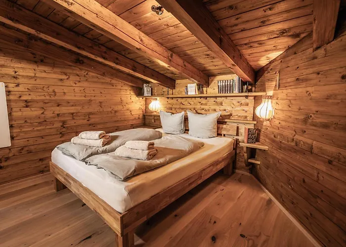 Alpin-chalet In Alleinlage In - Wald, Kamin, Sauna & Badeplatz *