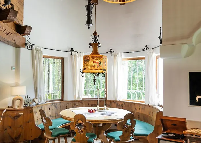 Alpin-chalet In Alleinlage In - Wald, Kamin, Sauna & Badeplatz Бад-Ишль