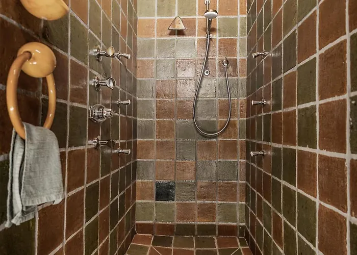 Alpin-chalet In Alleinlage In - Wald, Kamin, Sauna Und Badeplatz *